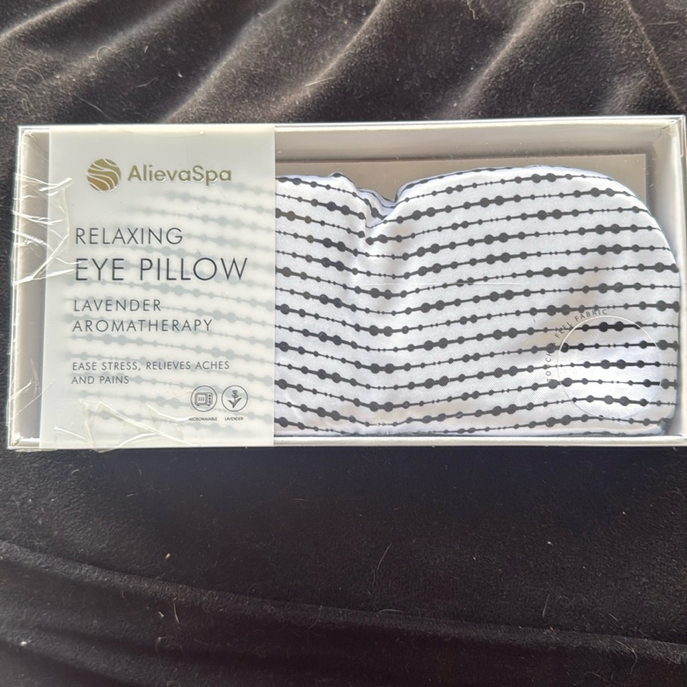 Lavender Relax Yoga Eye Pillow microwaveable